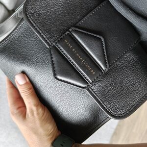 Marc Jacobs Black Leather Crossbody Bag Perfect Condition Like a New